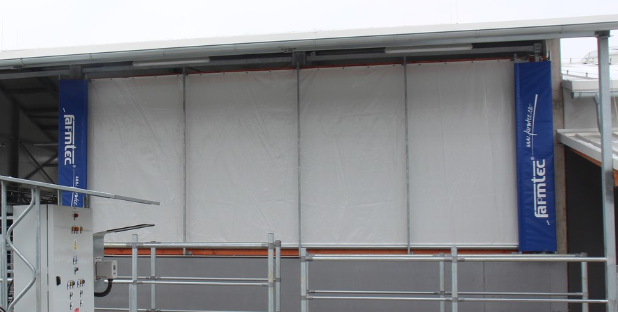 Side curtains for barns MONO