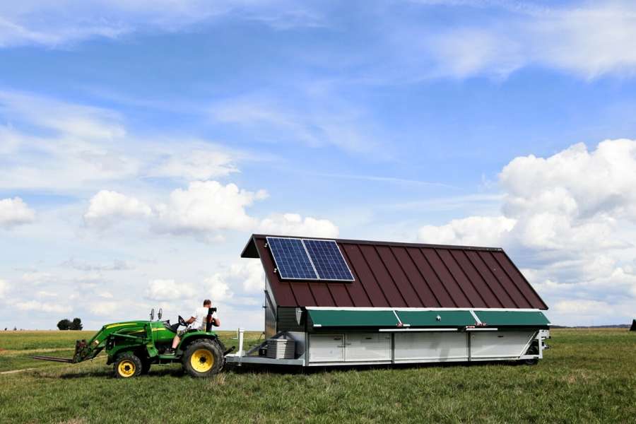 Mobile chicken coops